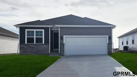 12651 S 205th St, Gretna, NE 68028