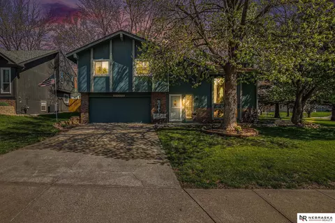 15230 Garfield St, Omaha, NE 68144
