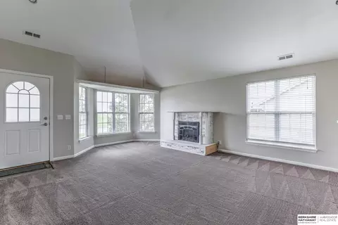 2205 Thomas Dr, Waterloo, NE 68069 photo 7