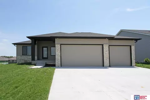 1209 S 9th Ave, Ashland, NE 68003