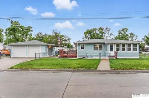 920 N 31st St, Council Bluffs, IA 51501