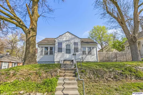 6062 Blondo St, Omaha, NE 68104