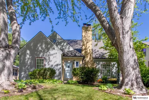 2334 S 18th St, Lincoln, NE 68502
