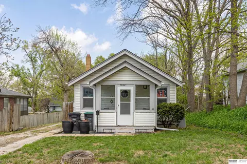 5844 Spaulding St, Omaha, NE 68104
