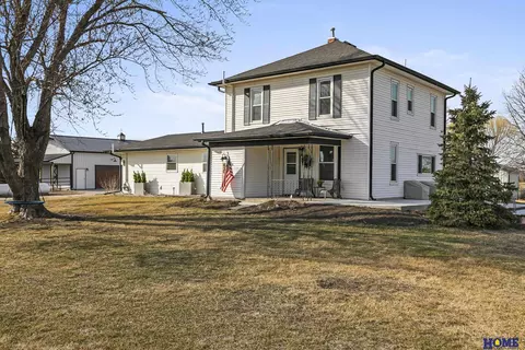 5040 W Mill Rd, Raymond, NE 68428
