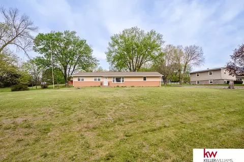 770 S Denver, Nelson, NE 68961