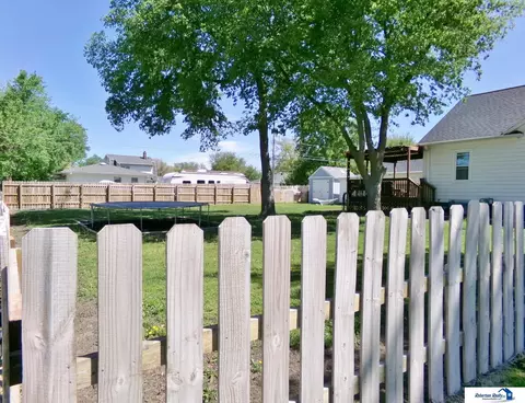 Exterior - 1904 Ella St, Beatrice, NE 68310 photo 10 of 13