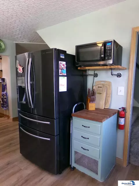 Kitchen - 1904 Ella St, Beatrice, NE 68310 photo 9 of 9