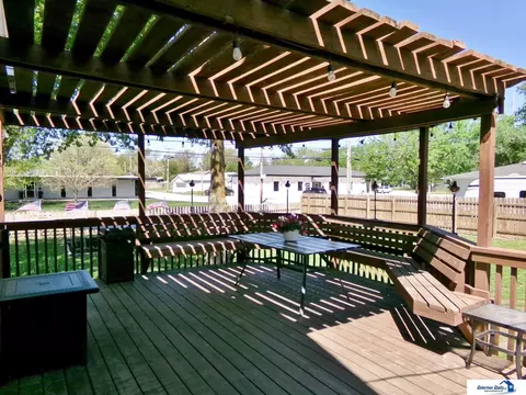 Exterior - 1904 Ella St, Beatrice, NE 68310 photo 6 of 13