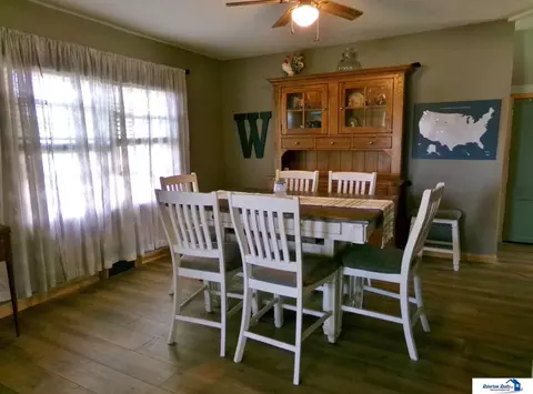 Dining - 1904 Ella St, Beatrice, NE 68310 photo 3 of 6