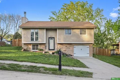 8807 S 143 St, Omaha, NE 68138