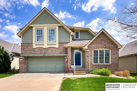 919 S 188th Ct, Omaha, NE 68022