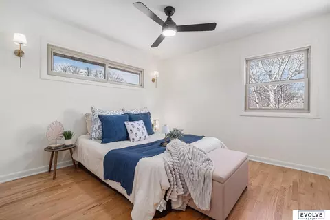 Bedroom - 10332 Wright St, Omaha, NE 68124 photo 1 of 5