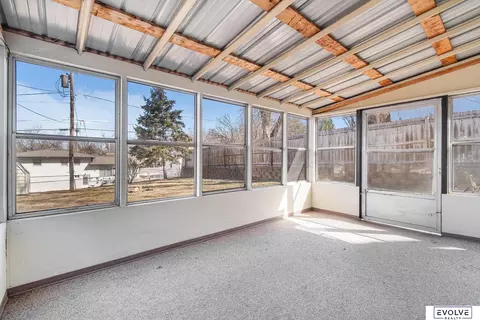 Exterior - 10332 Wright St, Omaha, NE 68124 photo 6 of 6