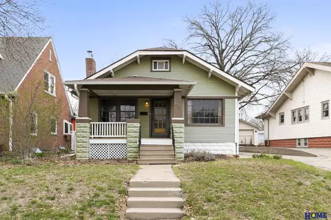 610 S 37th St, Lincoln, NE 68510
