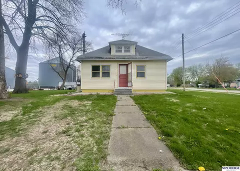 200 Logan Ave, Oakland, NE 68045