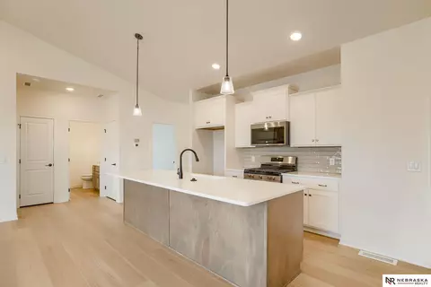Kitchen - 16014 Daniel St, Bennington, NE 68007 photo 1 of 3