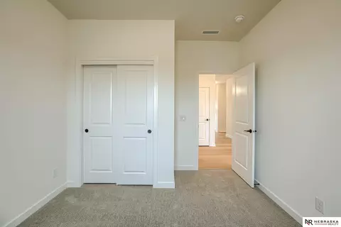 Bedroom - 16014 Daniel St, Bennington, NE 68007 photo 5 of 9