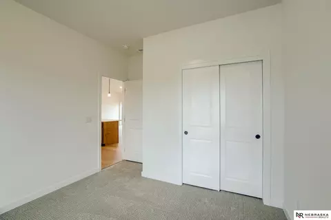 Bedroom - 16014 Daniel St, Bennington, NE 68007 photo 7 of 9