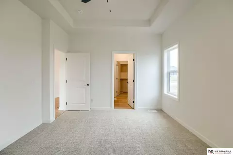 Bedroom - 16014 Daniel St, Bennington, NE 68007 photo 3 of 9