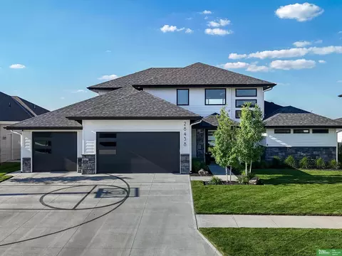 28438 Laurel Cir, Valley, NE 68064 photo 4