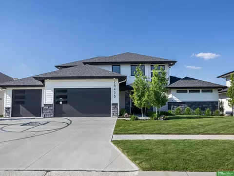 28438 Laurel Cir, Valley, NE 68064 photo 2