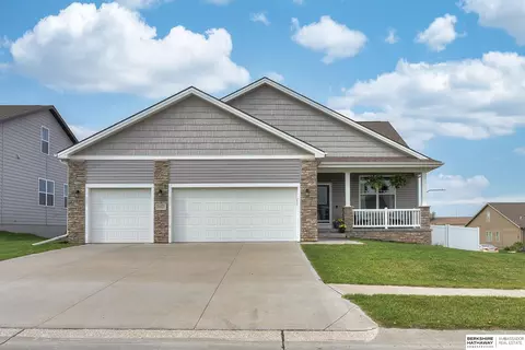 16933 Jackson Ave, Gretna, NE 68028