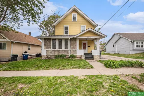 1512 N 31st St, Omaha, NE 68111