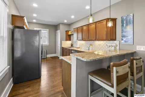 Kitchen - 5018 Izard St, Omaha, NE 68132 photo 4 of 4