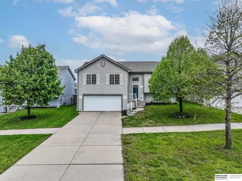 5106 N Hws Cleveland Blvd, Omaha, NE 68116