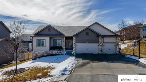 5180 N 175 Cir, Omaha, NE 68116