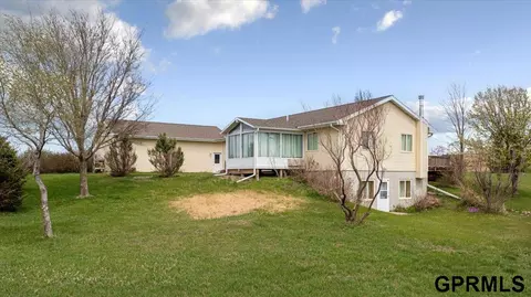 30979 Tamarack Rd, Minden, IA 51553