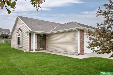 7849 S 162 St, Omaha, NE 68136