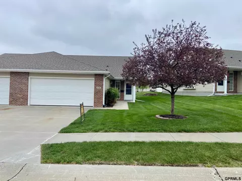 1836 N 176 Plz, Omaha, NE 68118