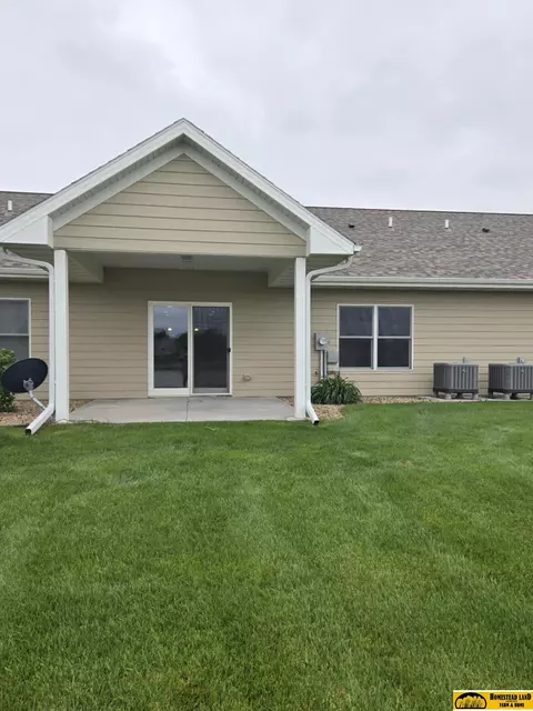 824 Meadow St, Beatrice, NE 68310 photo 16