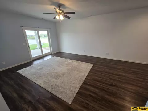 824 Meadow St, Beatrice, NE 68310 photo 5