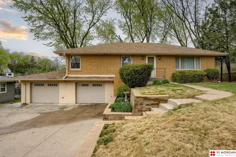 324 Warren St, Council Bluffs, IA 51503