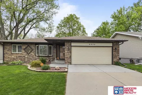 4835 Bunker Hill Rd, Lincoln, NE 68521