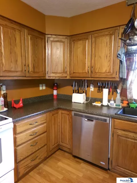 1907 Jackson St, Beatrice, NE 68310 photo 8
