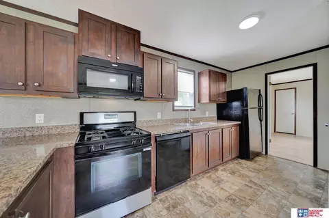 3601 NW Magnolia Ct, Lincoln, NE 68521