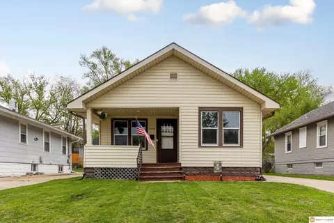 3333 N 55 St, Omaha, NE 68104
