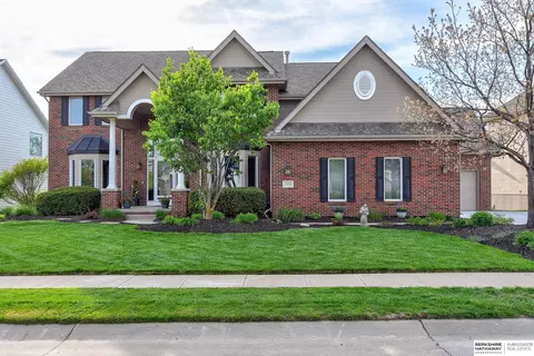 7354 N 122nd Avenue Cir, Omaha, NE 68142