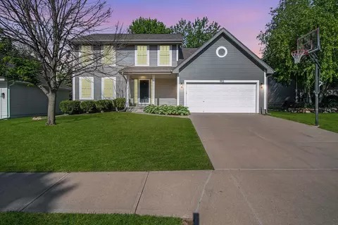 1912 S 199 St, Omaha, NE 68130