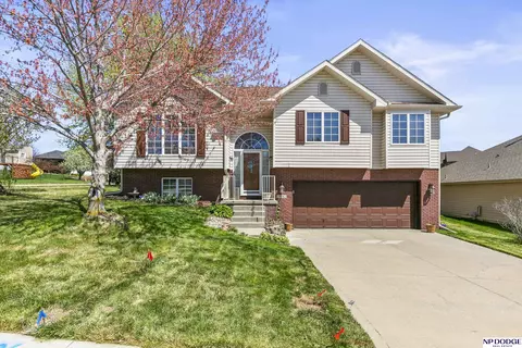 1601 Tipton Dr, Council Bluffs, IA 51503