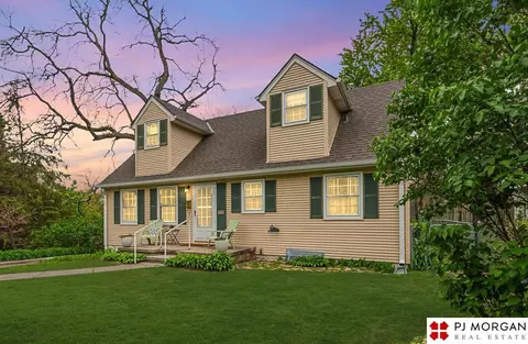 6701 Lake St, Omaha, NE 68104