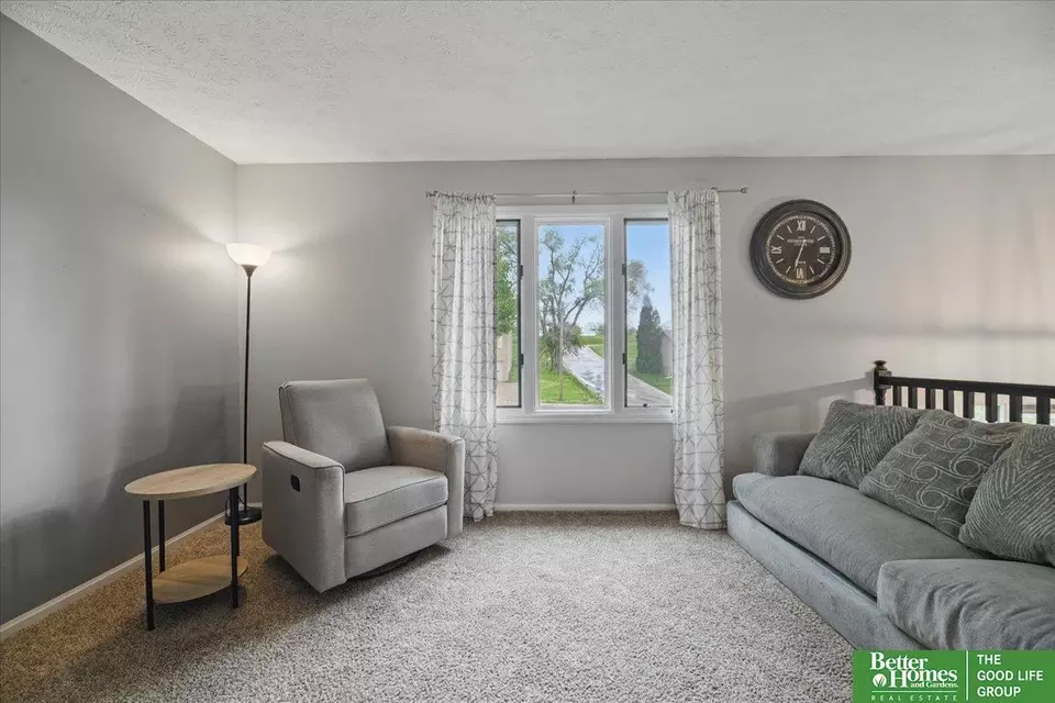 Living - 7212 S 78 St, La Vista, NE 68128 photo 2 of 2