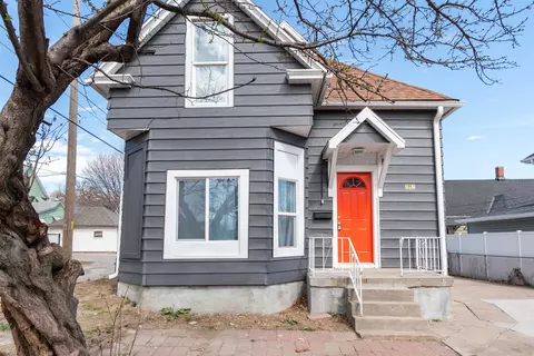 2012 J St, Omaha, NE 68107