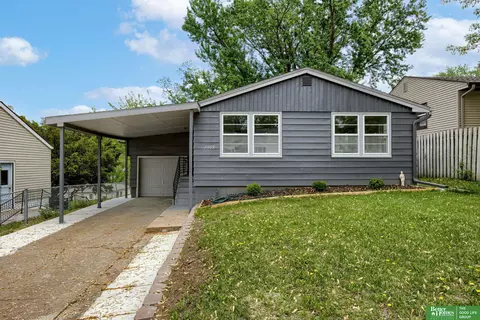 2309 N 71st St, Omaha, NE 68104