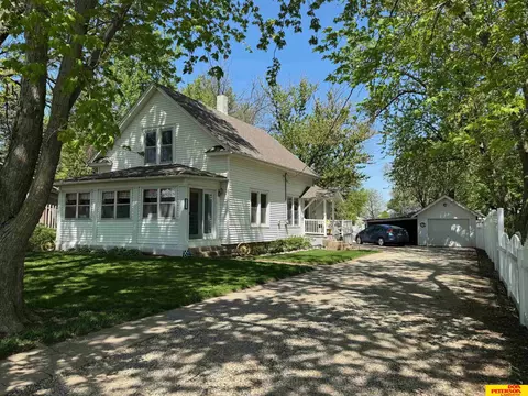 811 Marian Rose Ave, Herman, NE 68029
