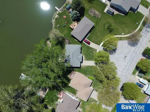 2201 W Millstone Rd, Lincoln, NE 68522